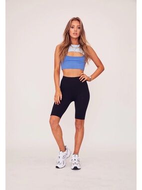 NWT Shaci two tone peak top, blue, size M